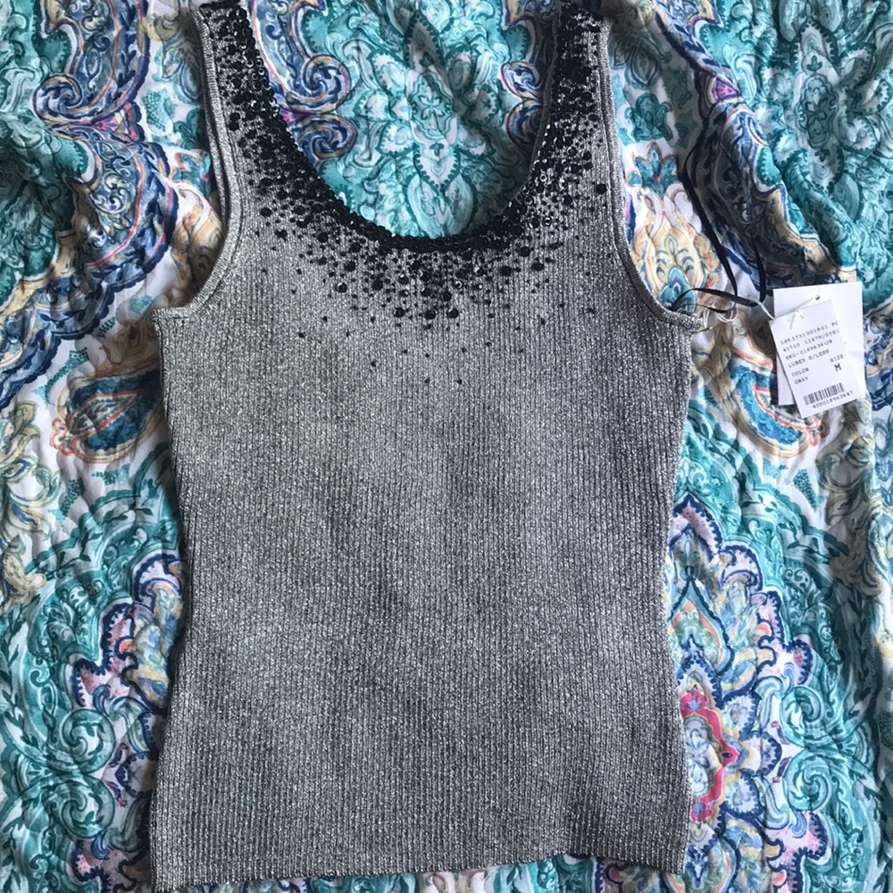 Sleeveless top for a night out!